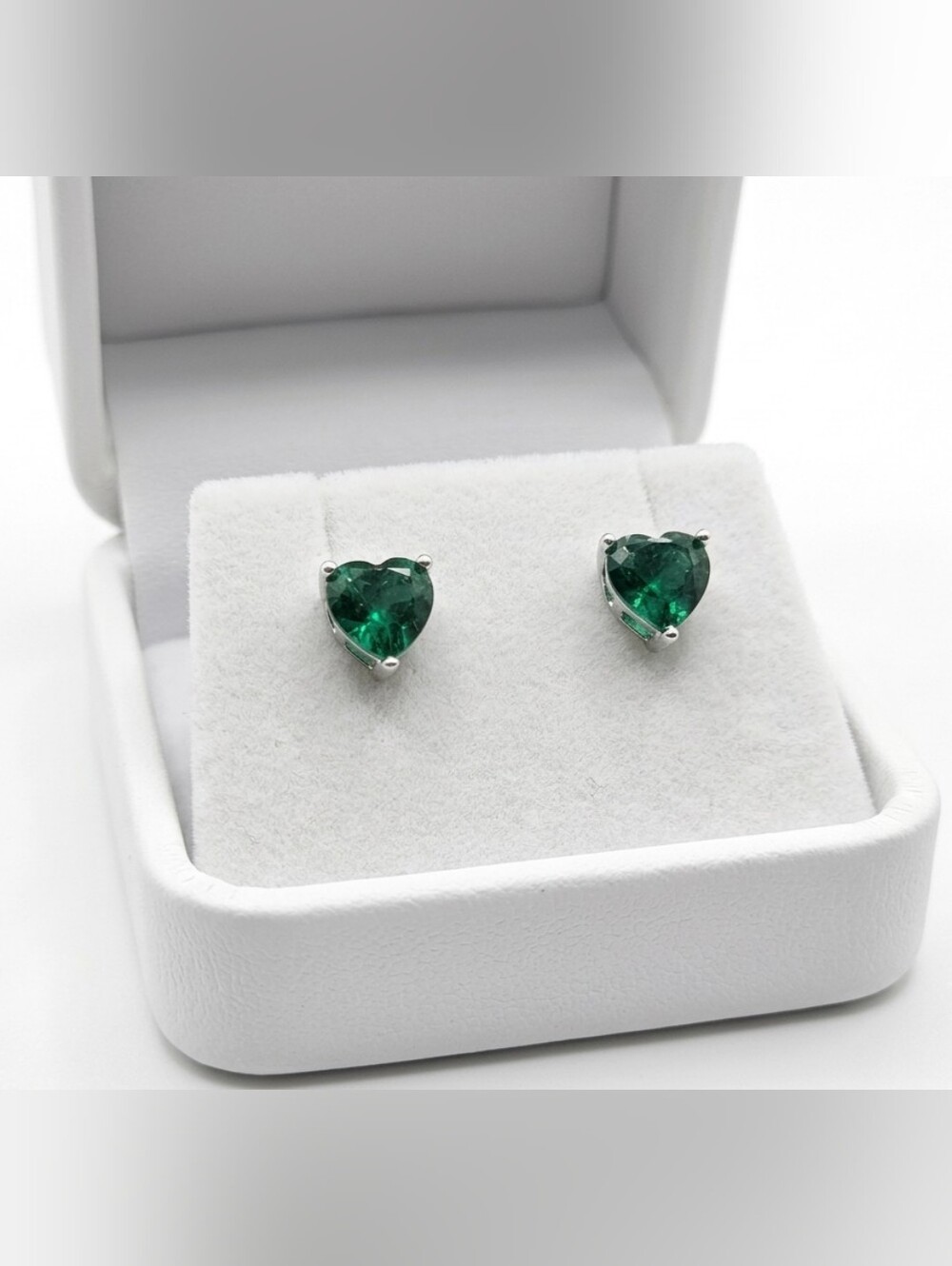 925 Sterling Silver Green Nano Emerald [1.60ct] Heart Stud Earrings [6mm]